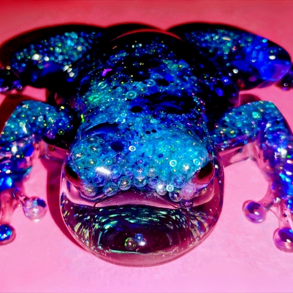 Colorful Resin Frog Figurine - Picture 2 of 9